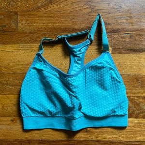 Victoria’s Secret sport sports bra